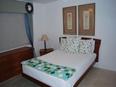 Bedroom 3 with queen bed